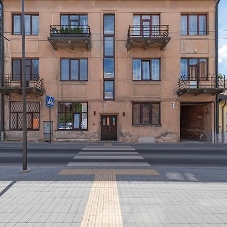 White 1 Bd Old Town Apartment By Hostlovers Kaunas Ngoại thất bức ảnh